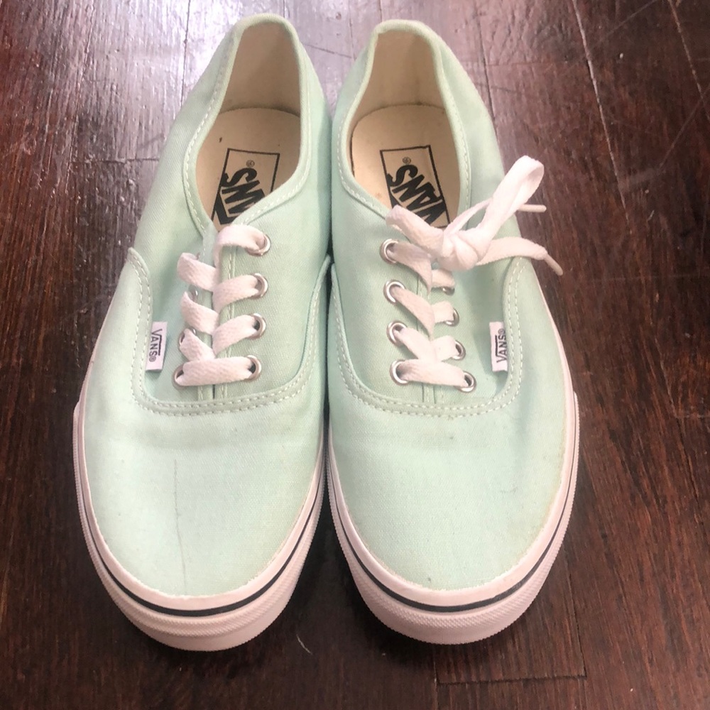 vans classic shoes